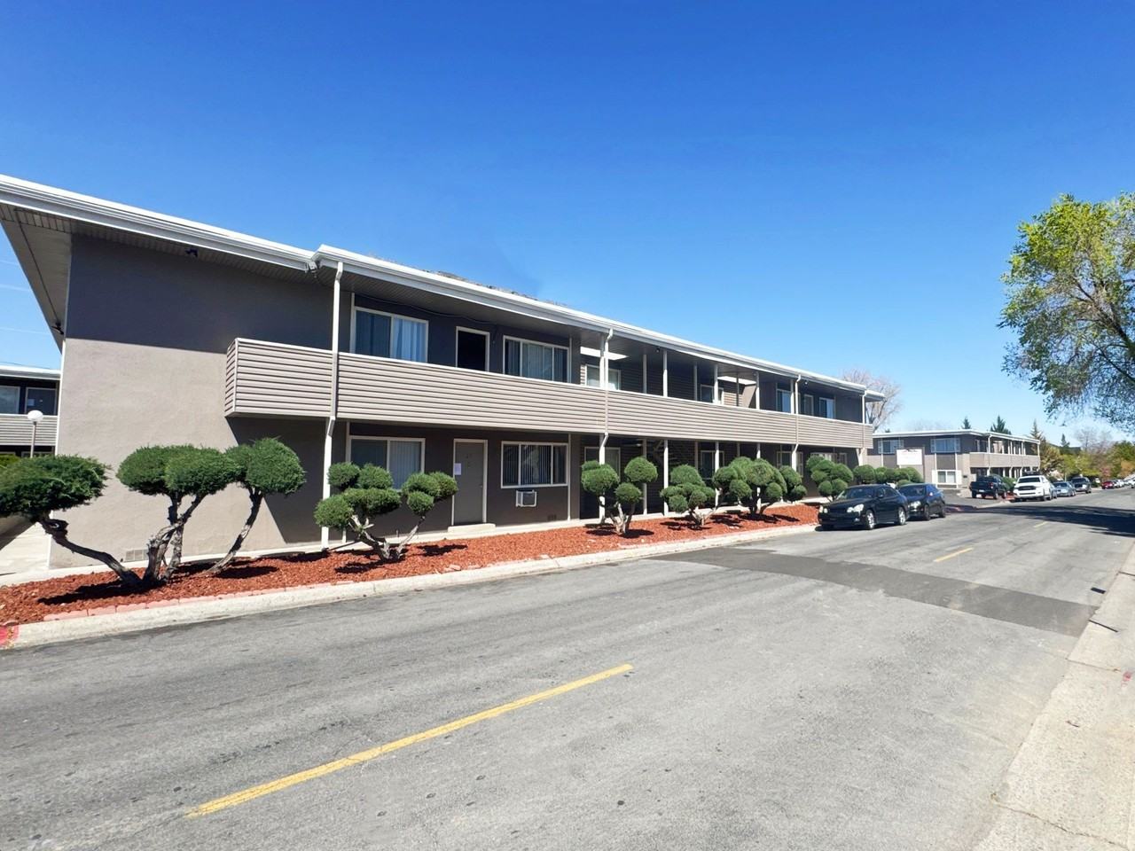 Hillcrest Apartments - Photo 2 of 7