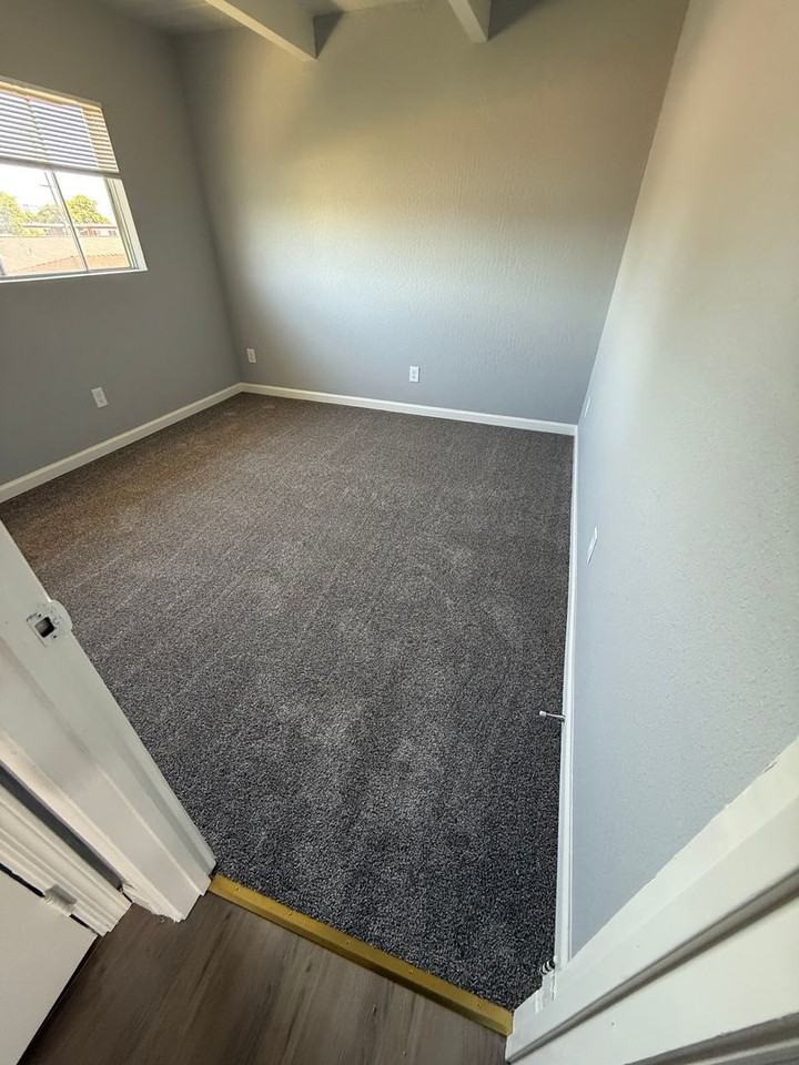 254 S 3rd St - Photo 2 of 4