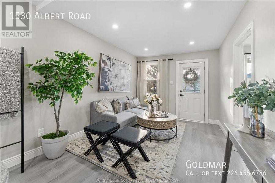 1530 Albert Rd - Photo 3 of 28