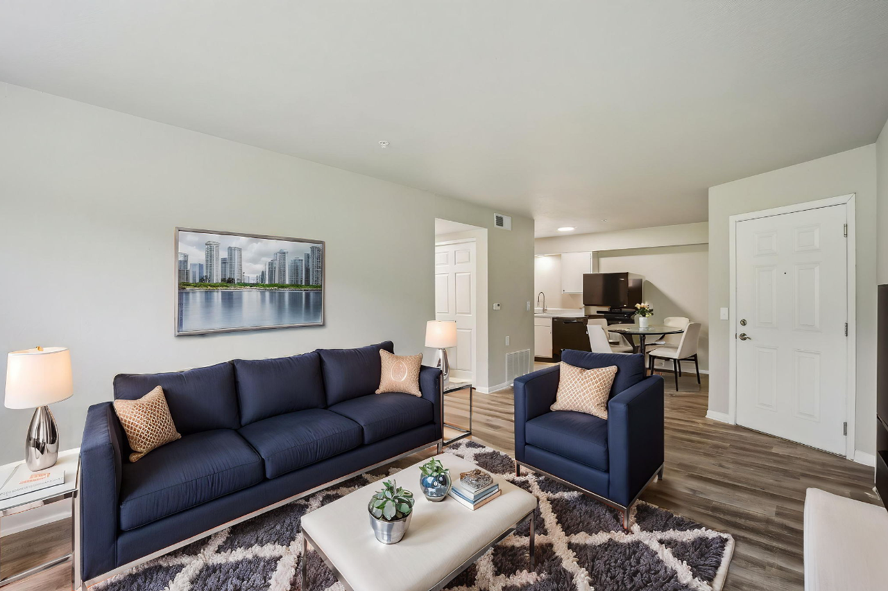 Prospector's Point Apartments - Photo 3 of 29