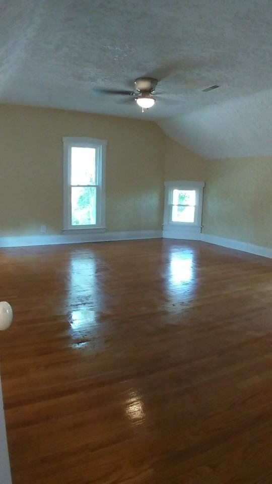 3215 Cockran Rd #NA - Photo 2 of 30