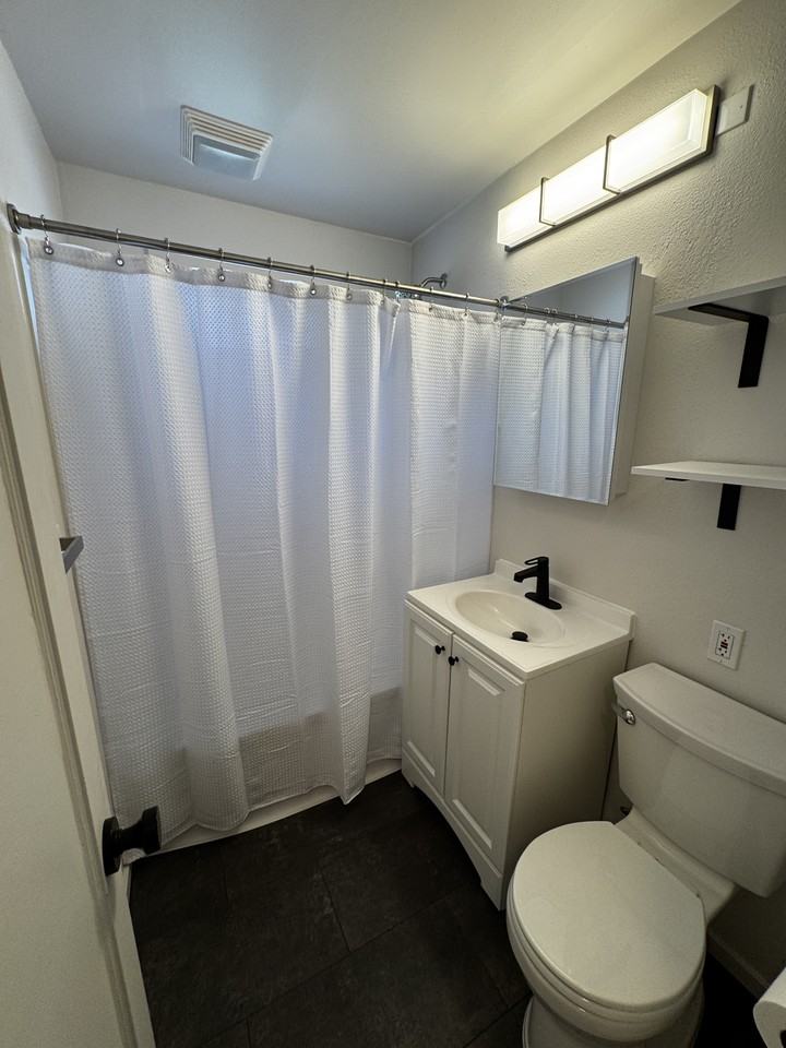 1215 Northeast 79th Avenue #NA - Photo 7 of 21