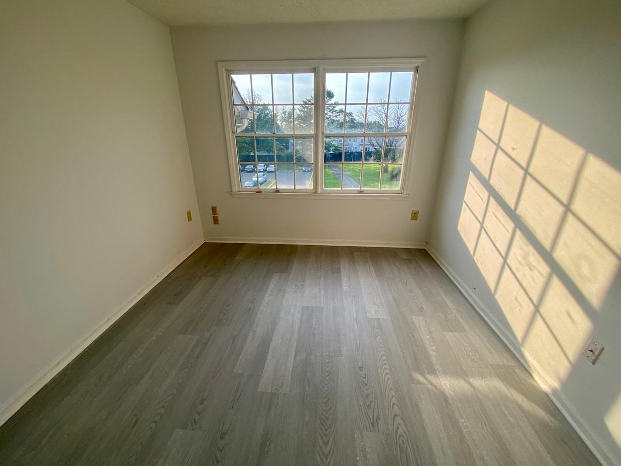 1037 Edpas Rd #1037 - Photo 4 of 14