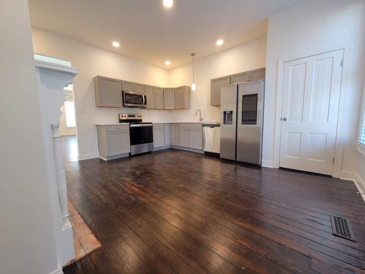 613 Washington St #NA - Photo 3 of 16