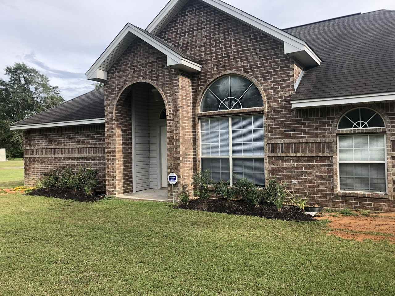 2946 Picturesque Dr #NA - Photo 2 of 30