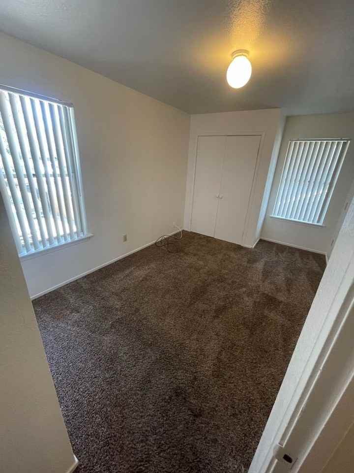 214 A St - Photo 5 of 13