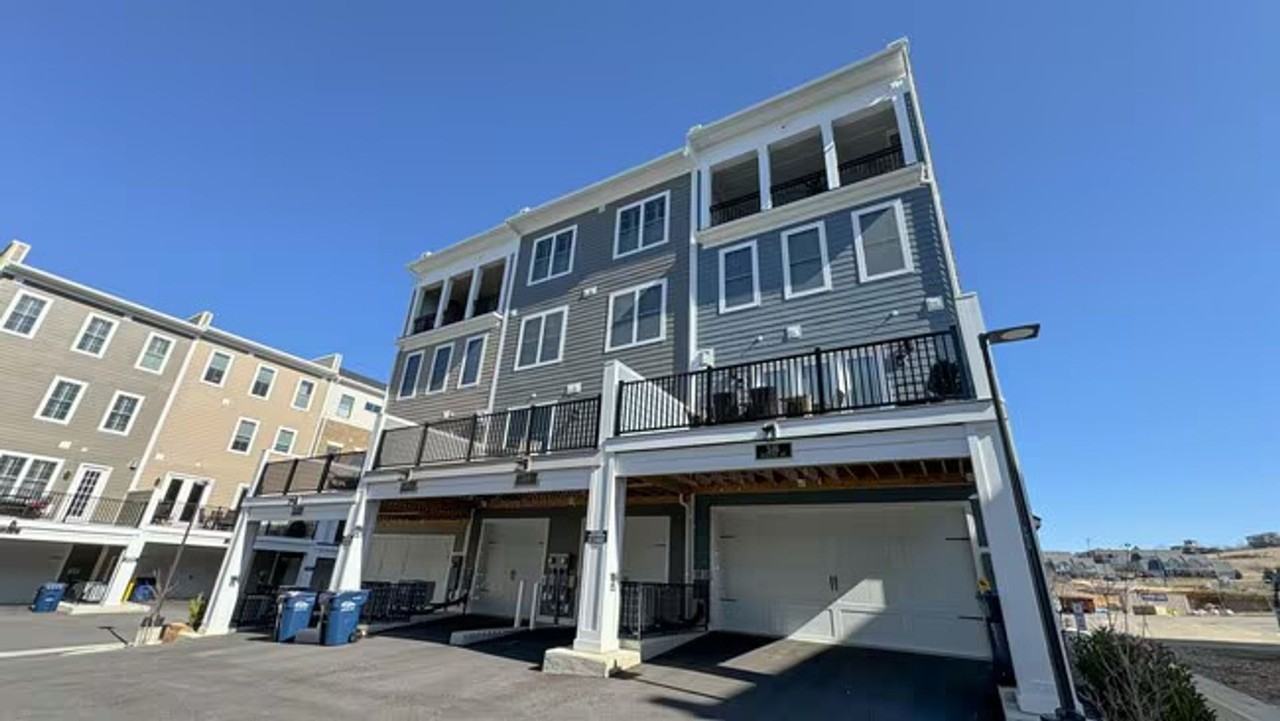 516 Belvedere Ave - Photo 3 of 45