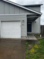 featured image of 858 858 & 860 S. 9th St.