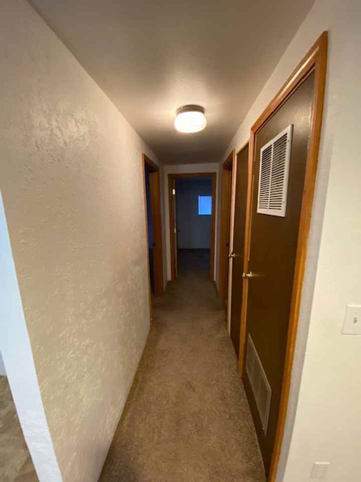 3301 W Hudlow Dr - Photo 4 of 30