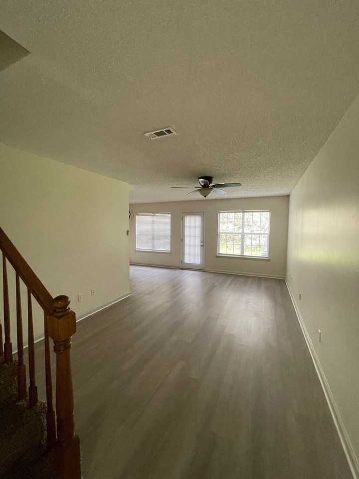 3129 Achey Dr - Photo 6 of 26