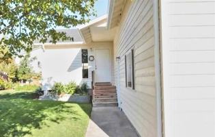featured image of 711 Bobwhite Pl