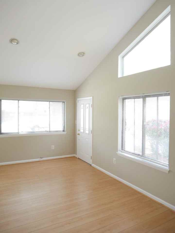 6239 Parallel Ln - Photo 3 of 20