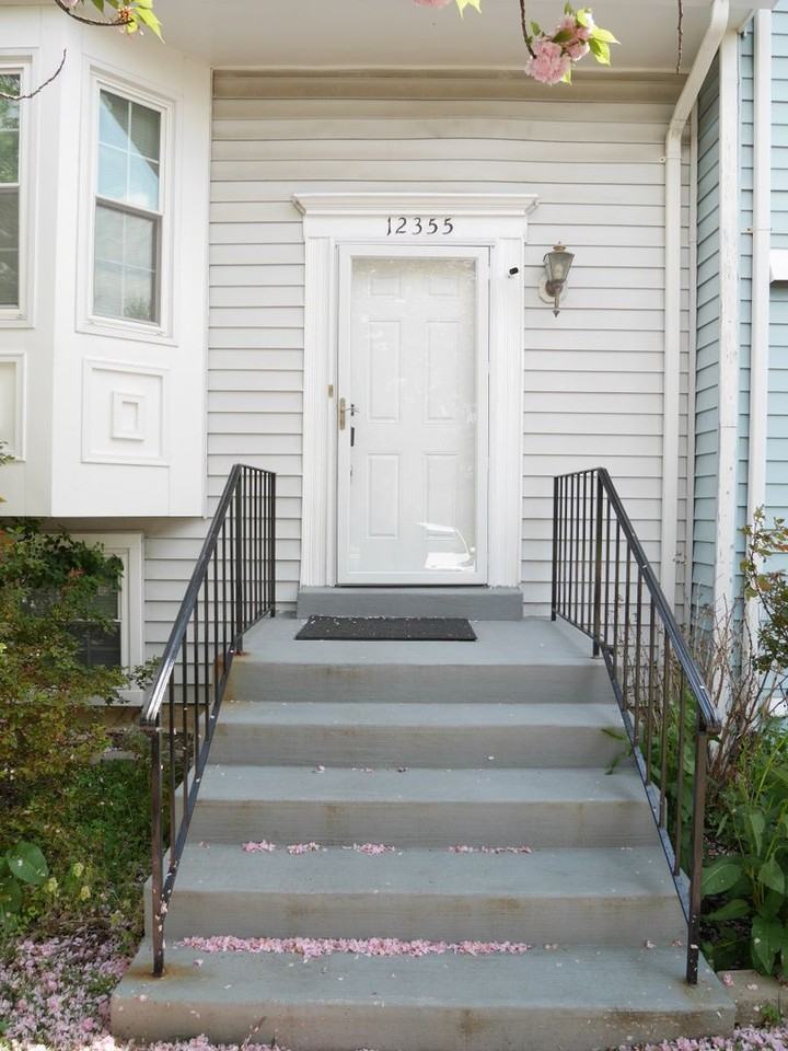 12355 Herrington Manor Drive - Photo 2 of 26