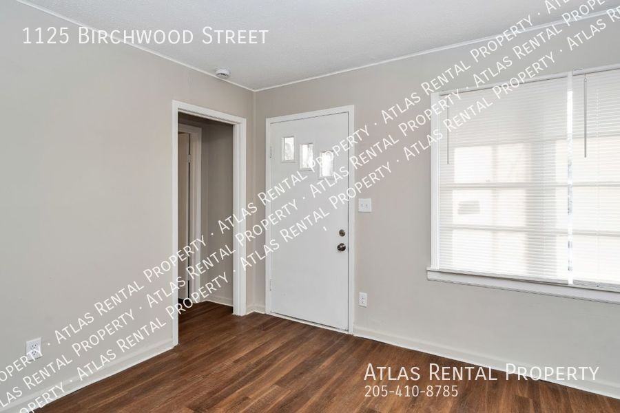 1125 Birchwood St - Photo 5 of 21