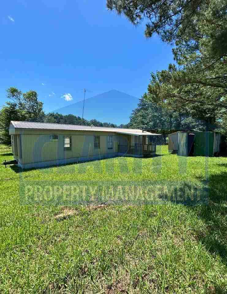 211 Old Bucks Pocket Rd Se - Photo 3 of 15