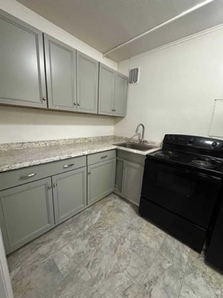 85.00 - Philena - Photo 4 of 12