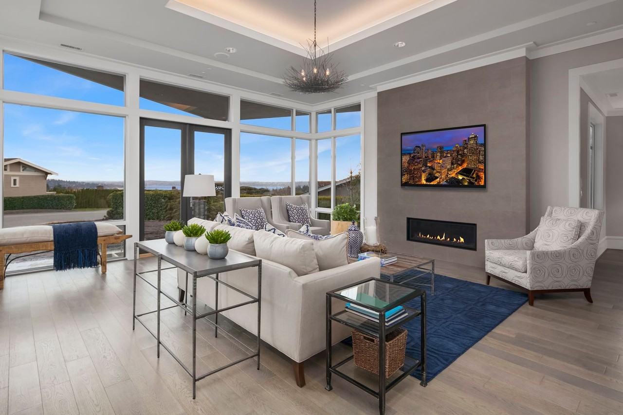 9026 Ne 19th St - Photo 3 of 40