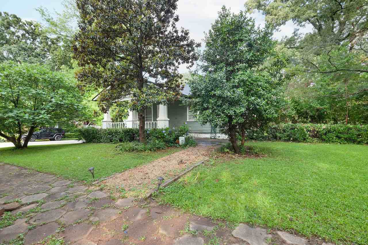 1076 Tilden St Nw ##Nw - Photo 3 of 25