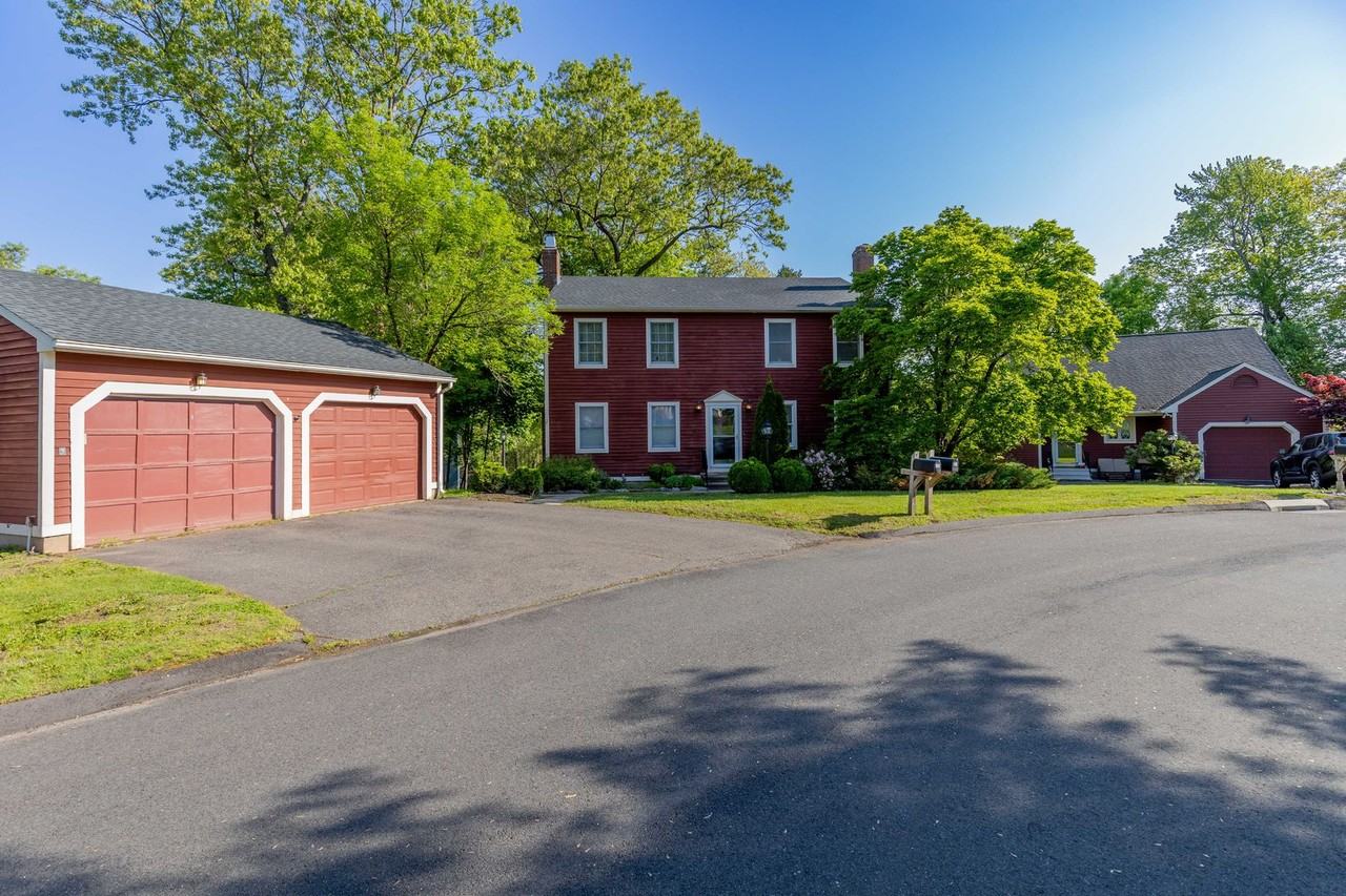 39 Loon Pl - Photo 2 of 28