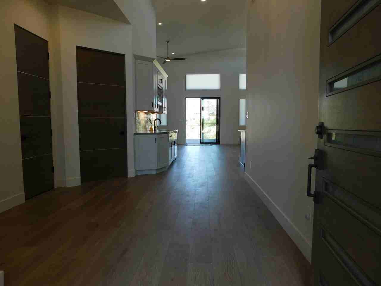 301 Bella Ct - Photo 3 of 26