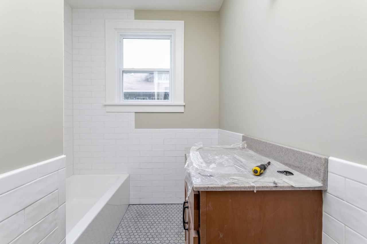 109 S Garth Ave - Photo 4 of 21