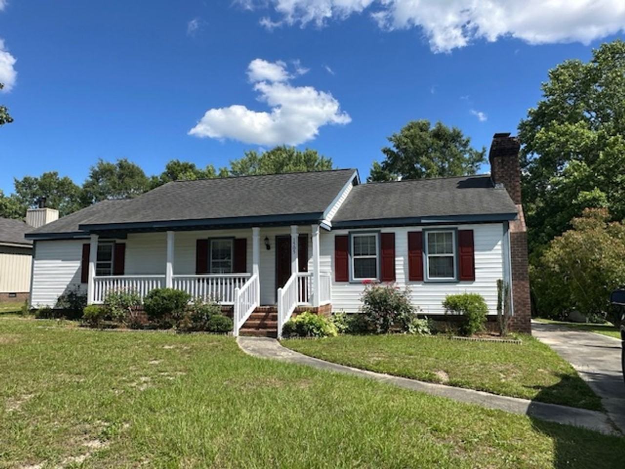 1505 Homestead Rd - Photo 2 of 9