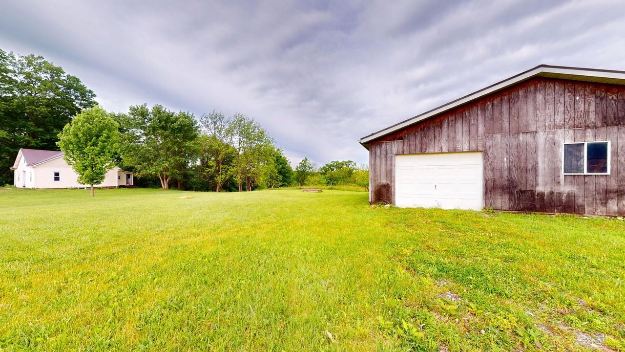 3965 Mcnaul Rd - Photo 2 of 16