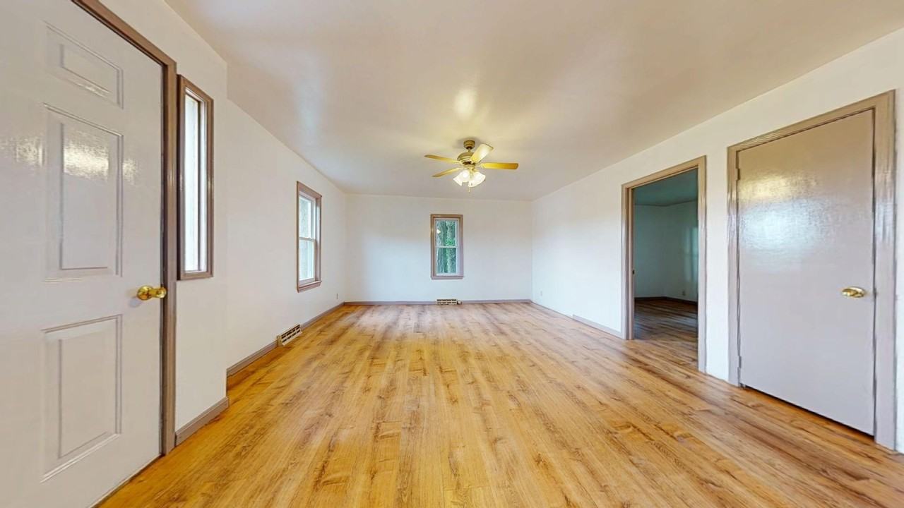 3965 Mcnaul Rd - Photo 3 of 16