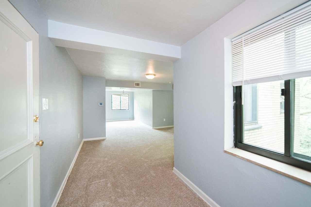 Lincoln Terrace - Photo 3 of 12