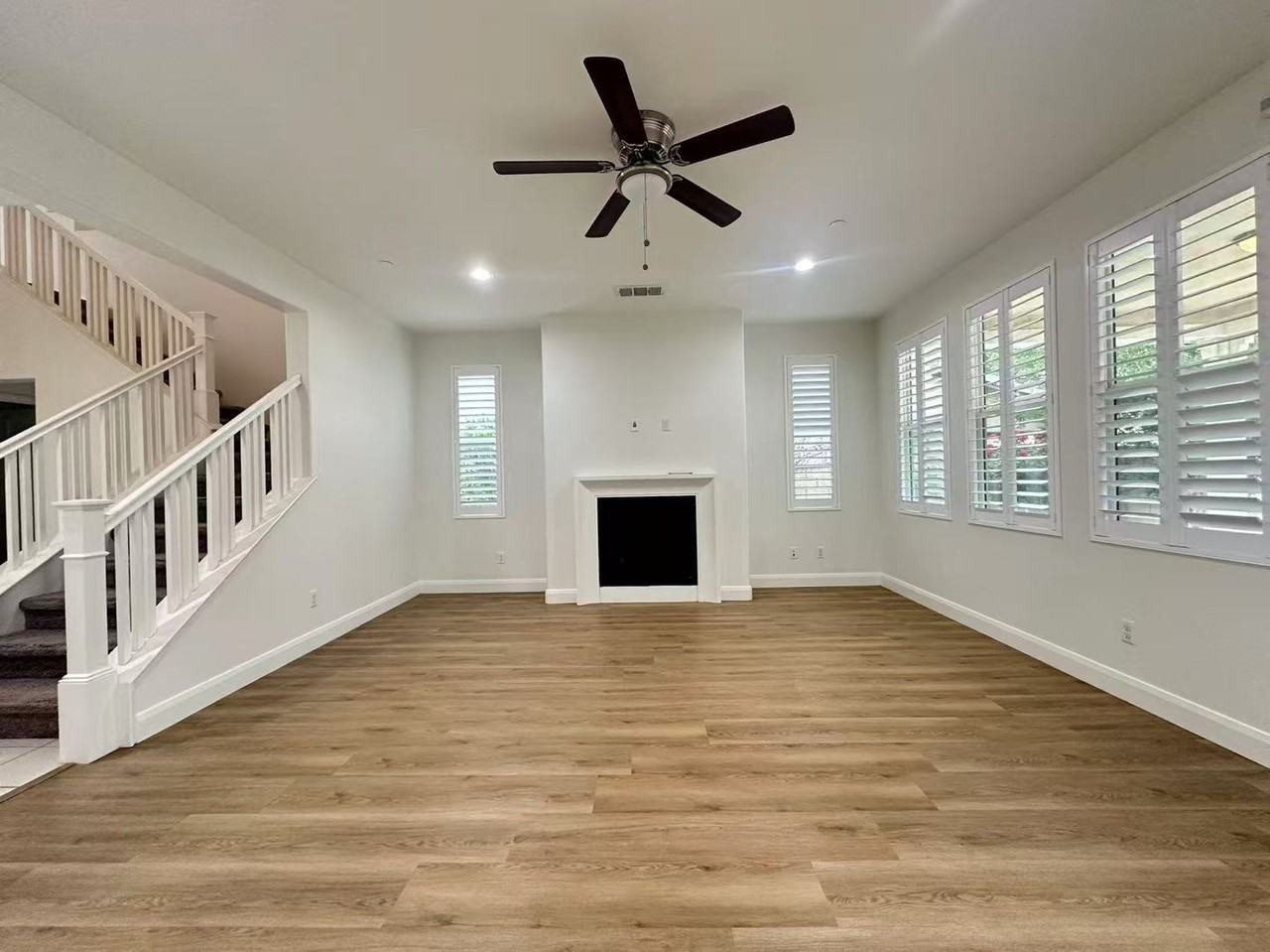 11538 Grimaldi Rd - Photo 2 of 20