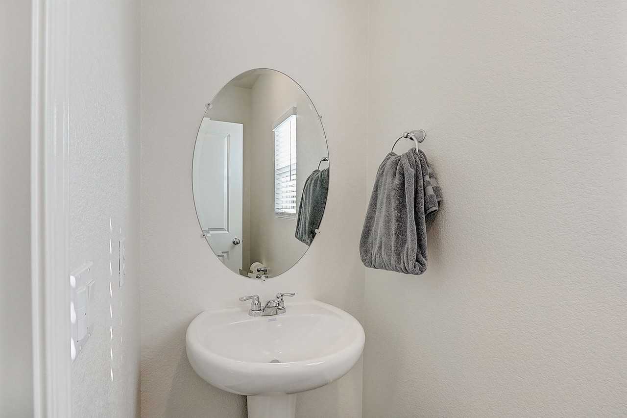 3834 Berrybridge St - Photo 7 of 43