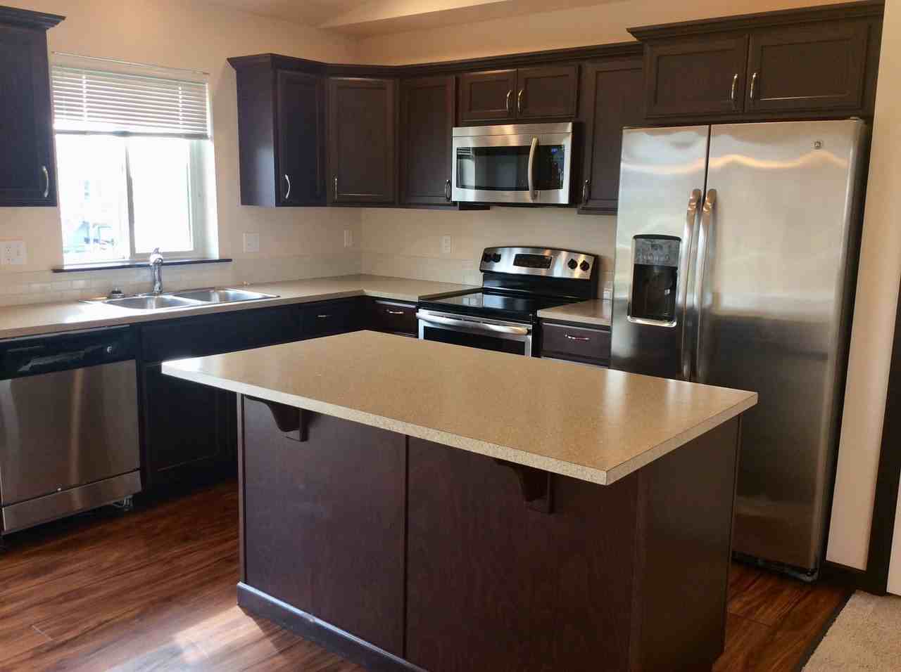 3286 Stephanie Dr - Photo 2 of 15