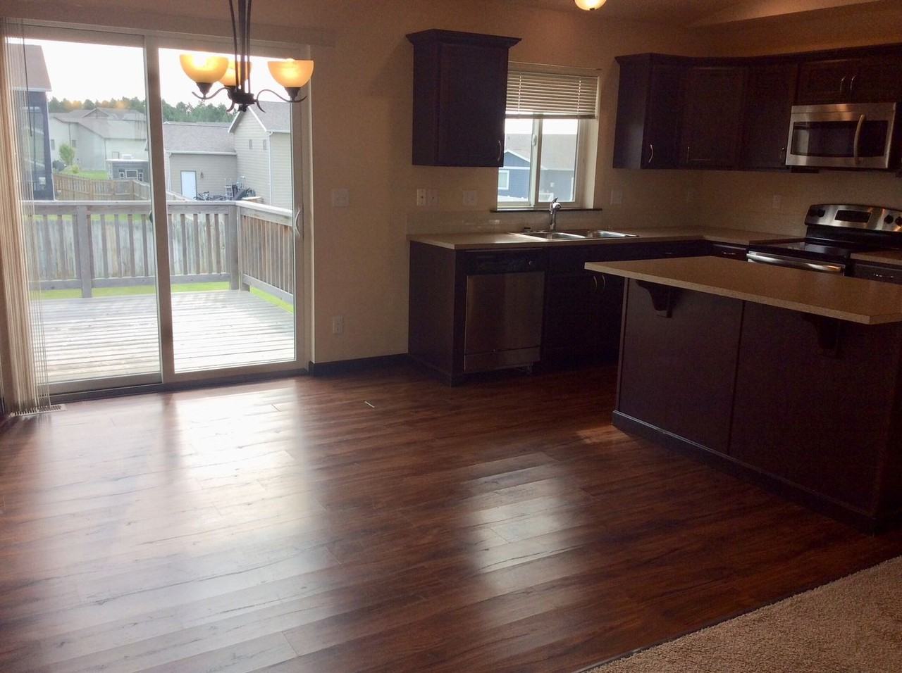 3286 Stephanie Dr - Photo 4 of 15
