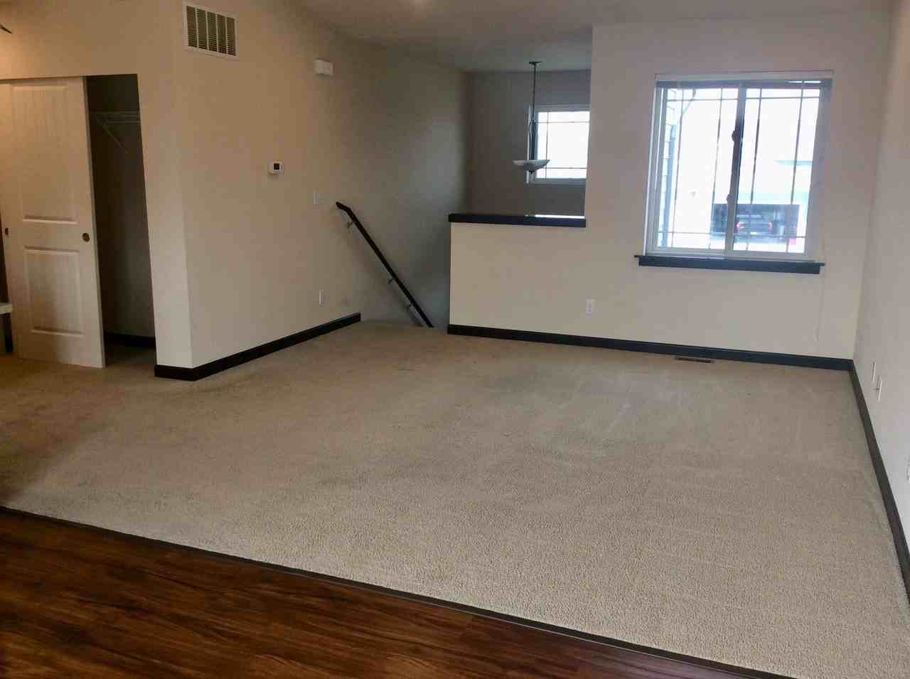 3286 Stephanie Dr - Photo 5 of 15