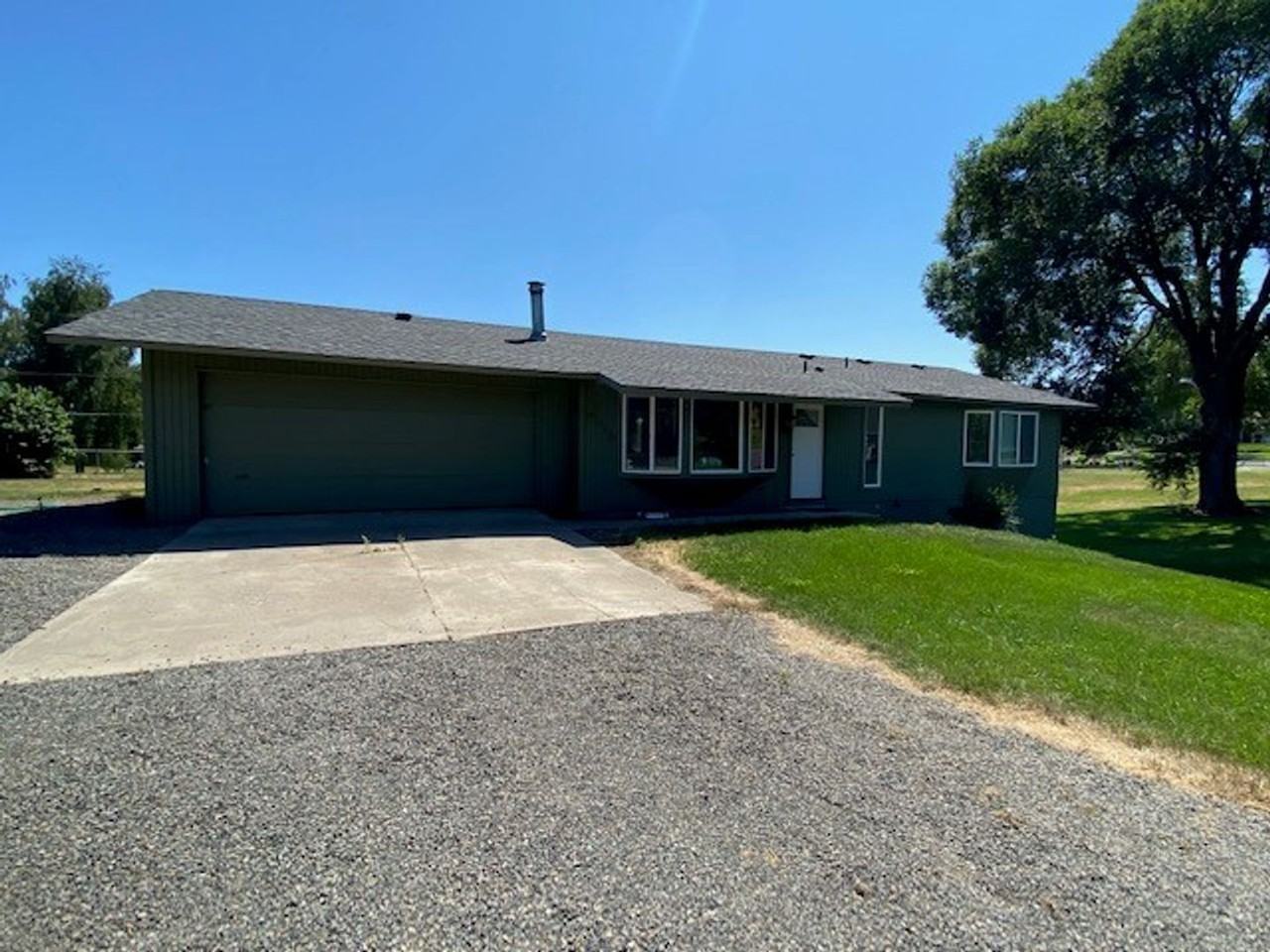 5502 Cynthia Ct - Photo 2 of 30