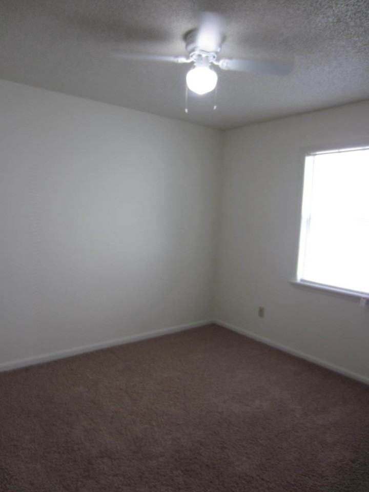 3237 Wingfield Way - Photo 6 of 9