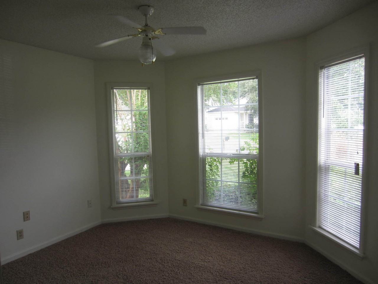 3237 Wingfield Way - Photo 7 of 9