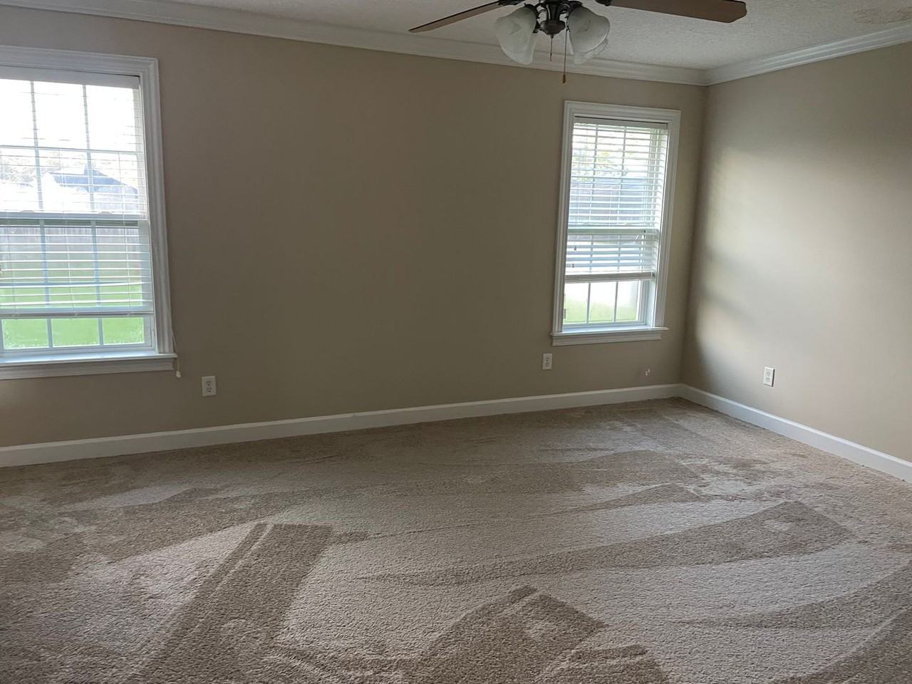13 Brookfield Dr - Photo 3 of 12