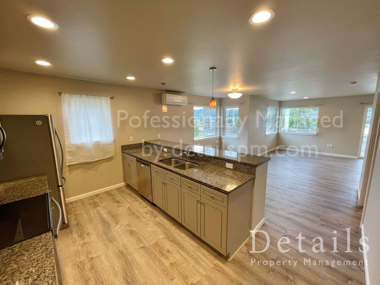 19157 3rd Ave Ne #A - Photo 2 of 21