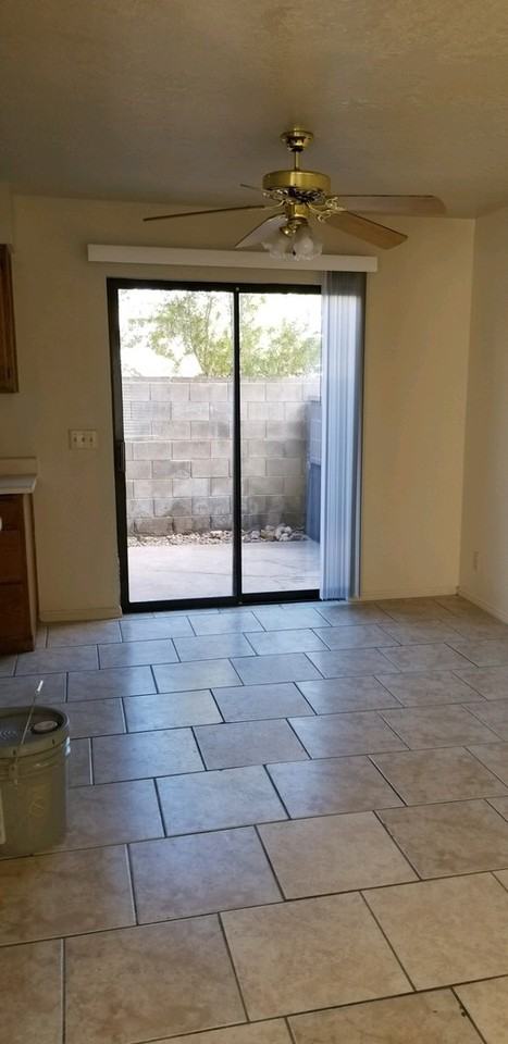 525 S 1100 E #4 - Photo 7 of 24