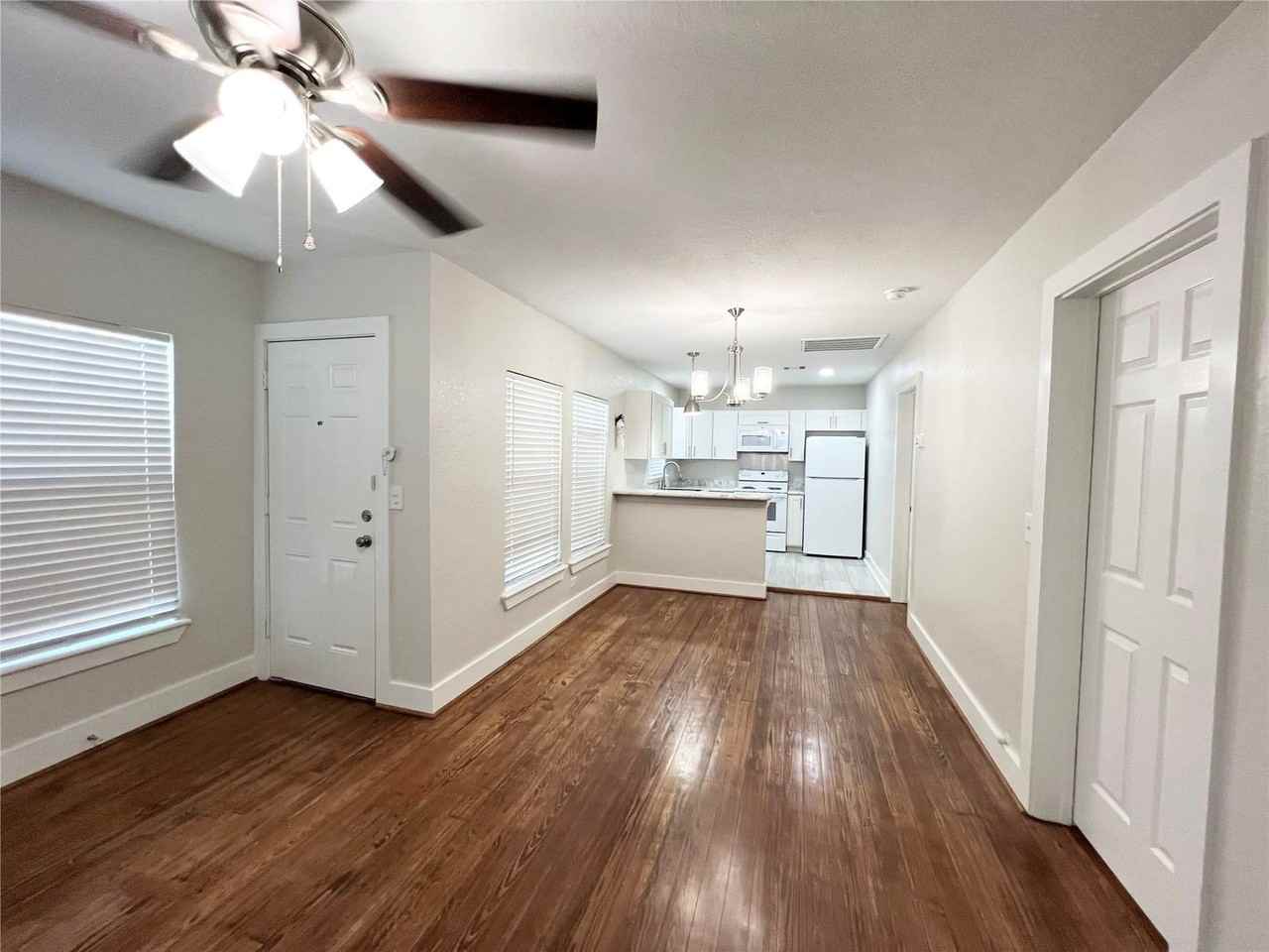 624 E Magnolia St - Photo 3 of 13
