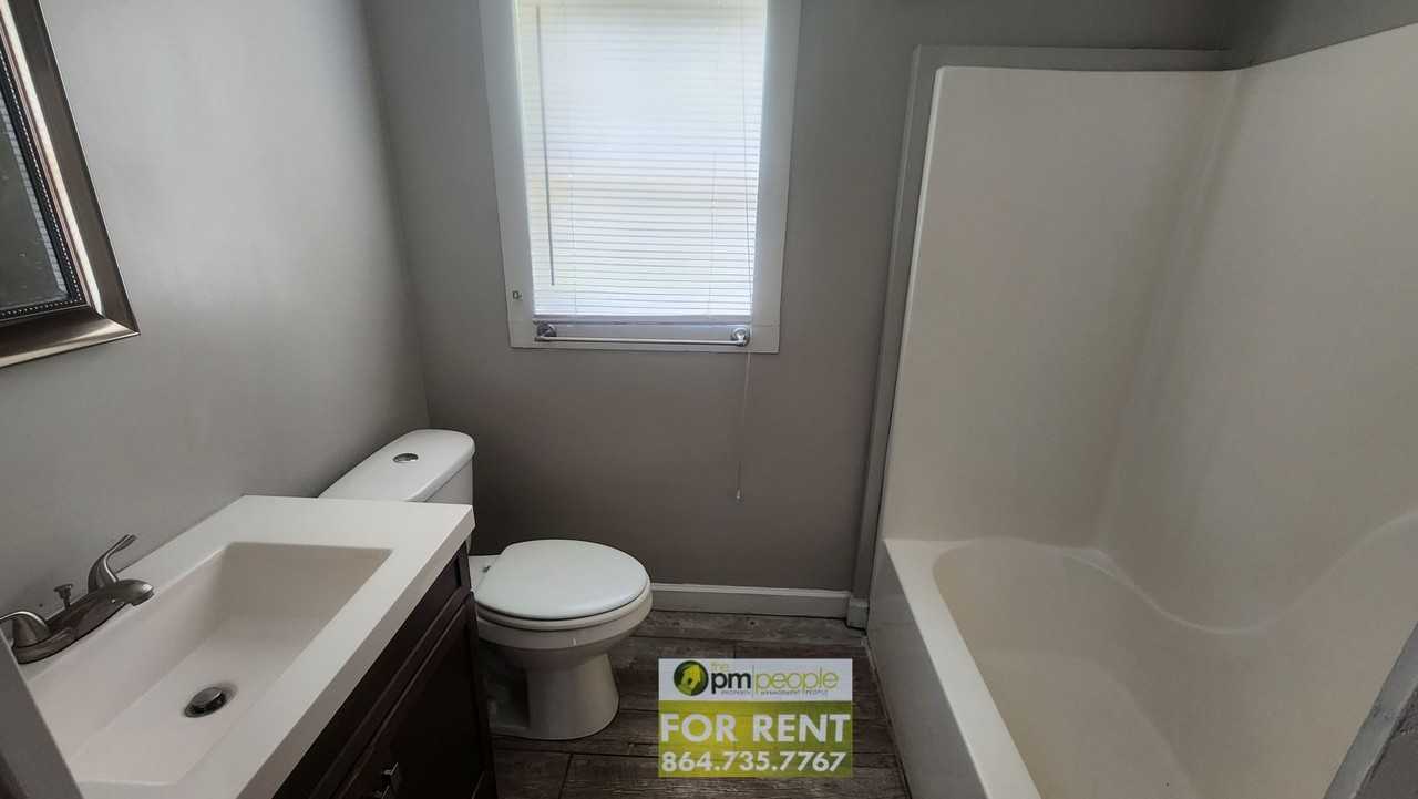 14 Mcbeth St - Photo 6 of 9