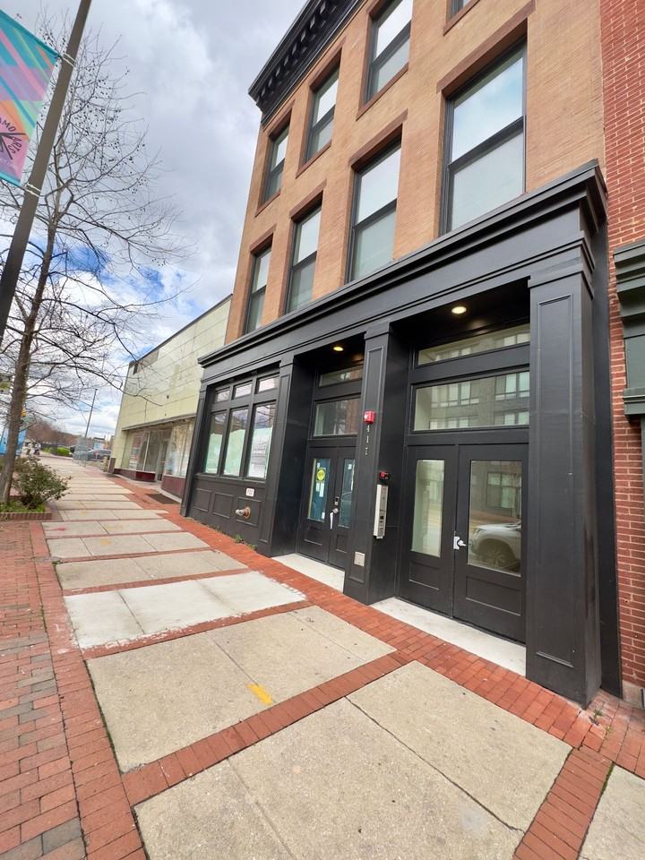 417 N Howard St - Photo 2 of 18