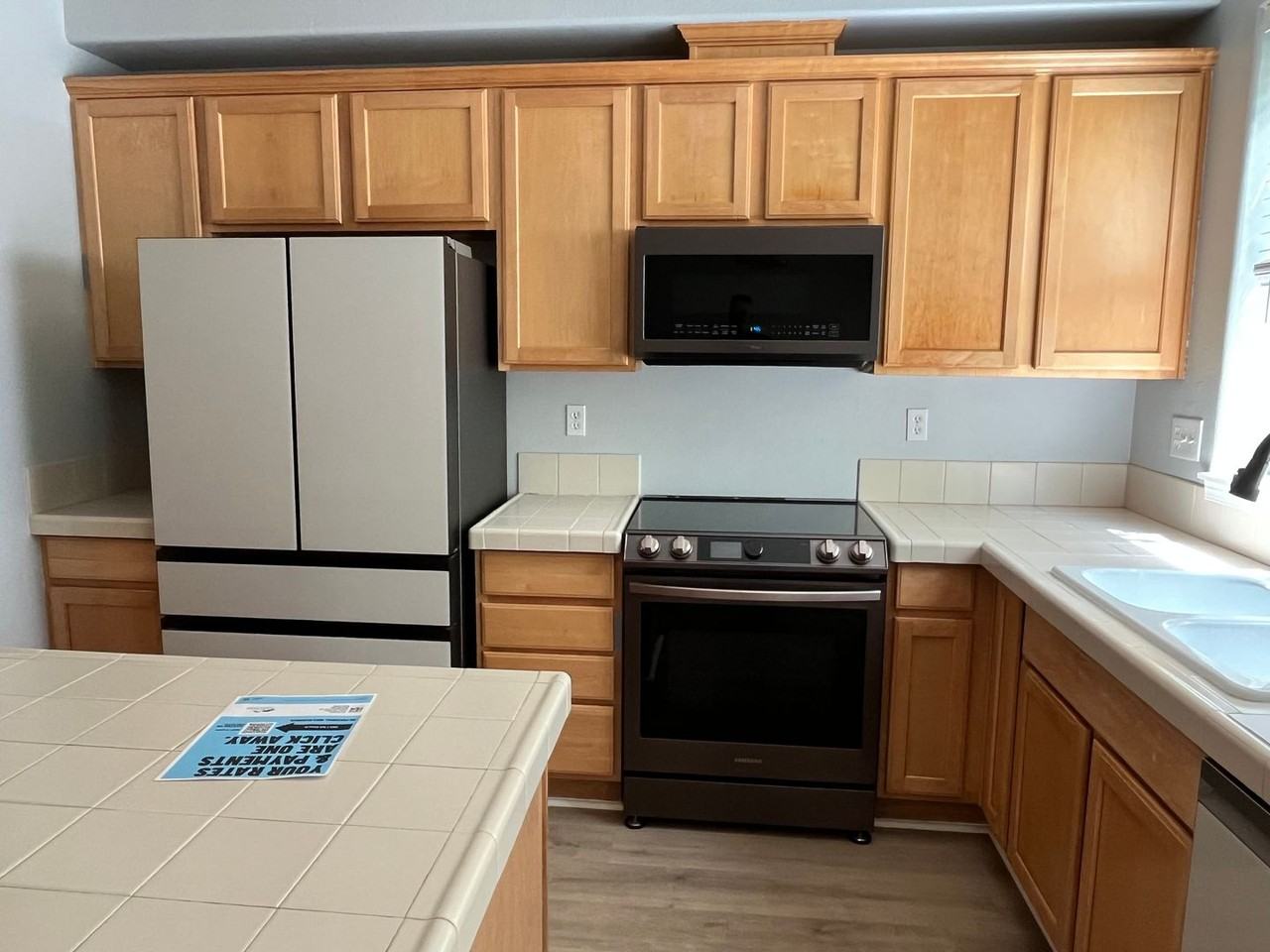 3624 E Oak Grove St - Photo 3 of 15