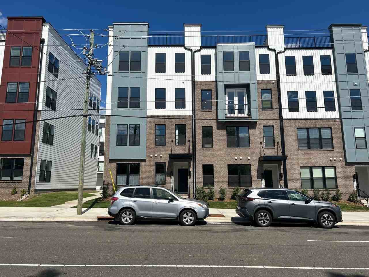 1233 S Blount St #201 - Photo 3 of 39