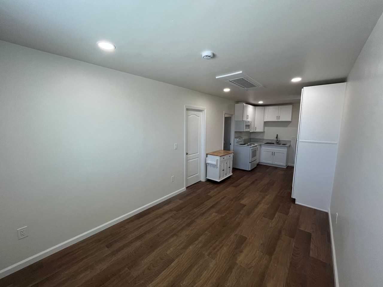 357 Crescent Ave #A - Photo 3 of 9