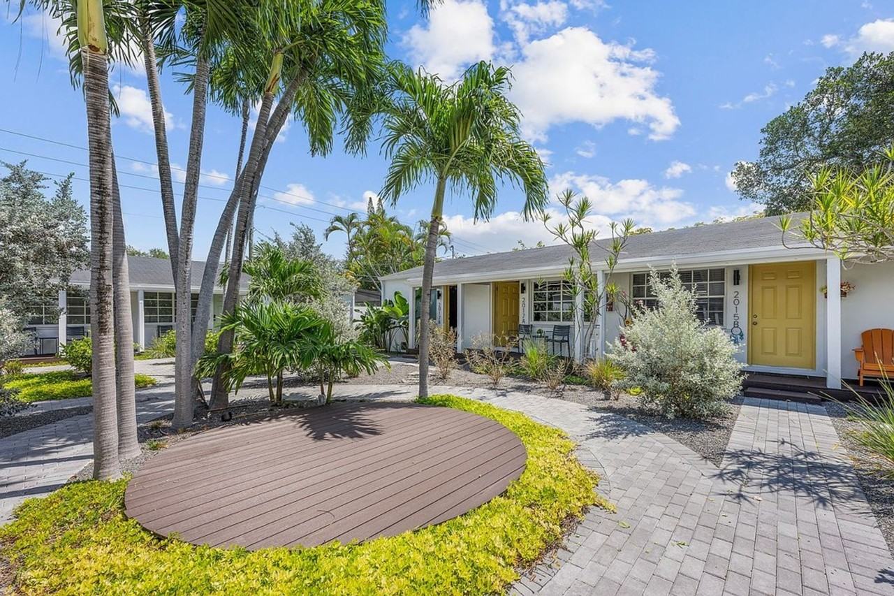 2021 Plunkett St. - Photo 2 of 5