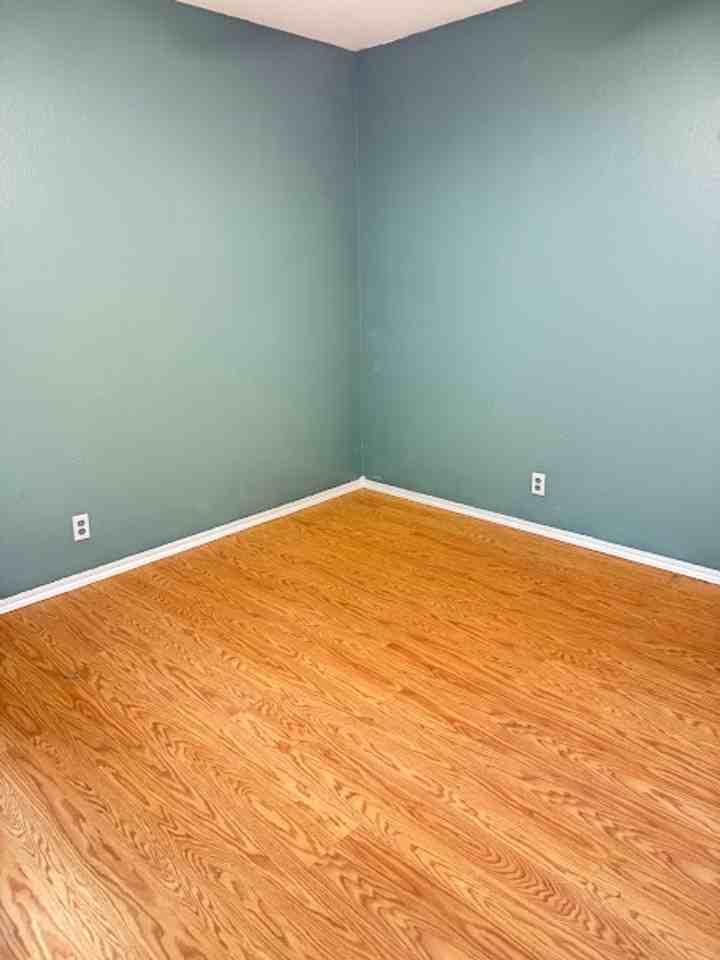512 Harding Pl - Photo 5 of 18