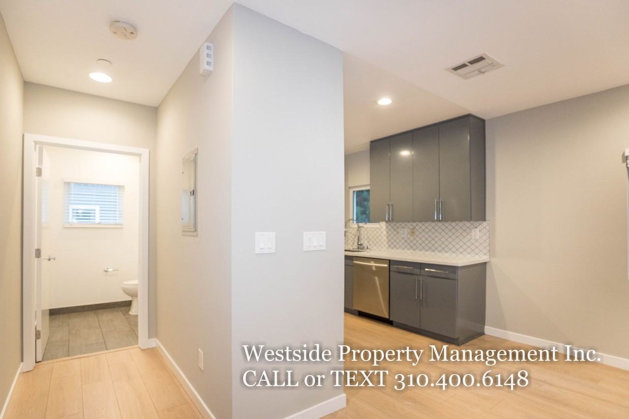 6548 La Mirada Avenue - Photo 7 of 37