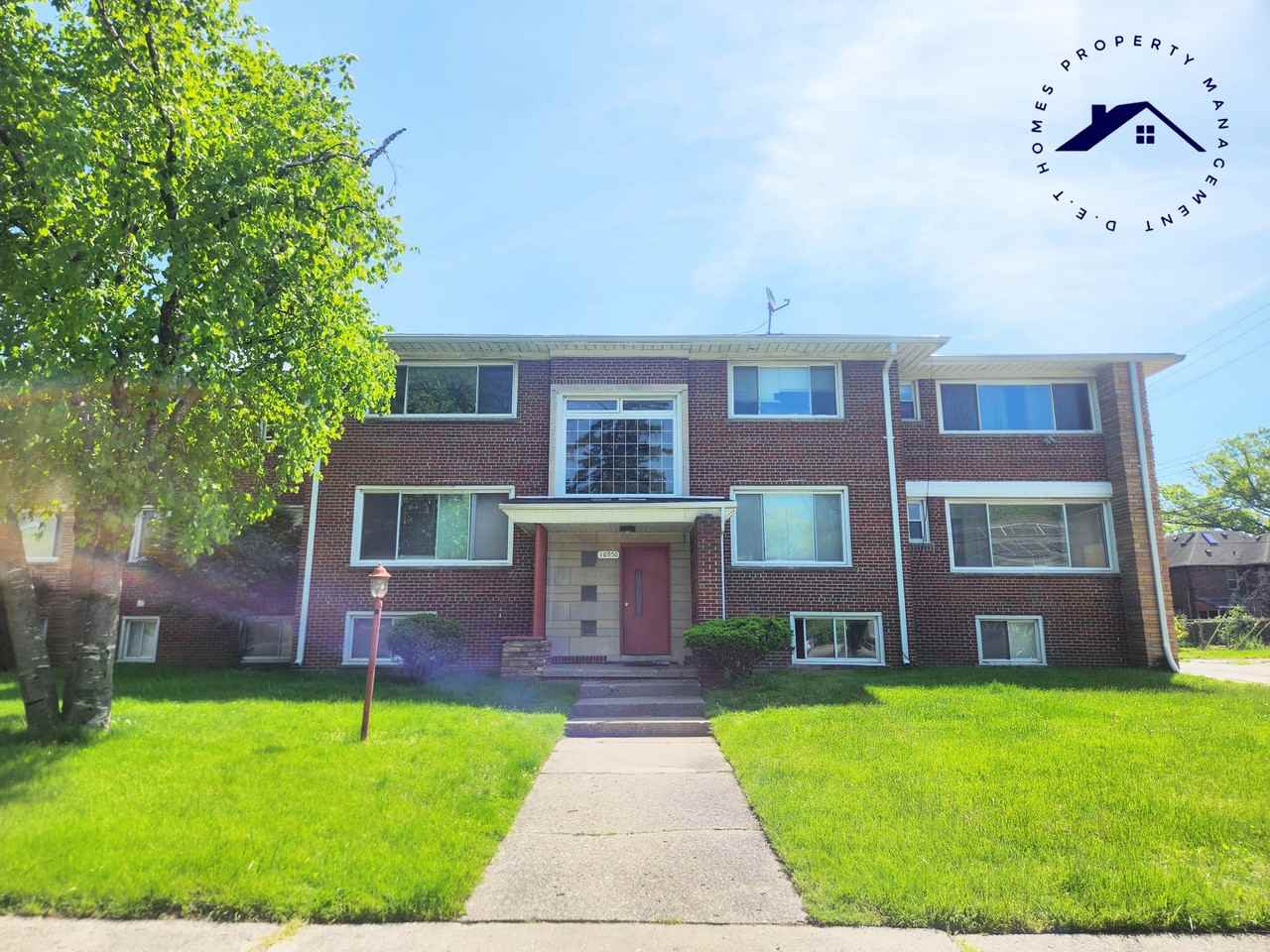 McNichols - Photo 2 of 8